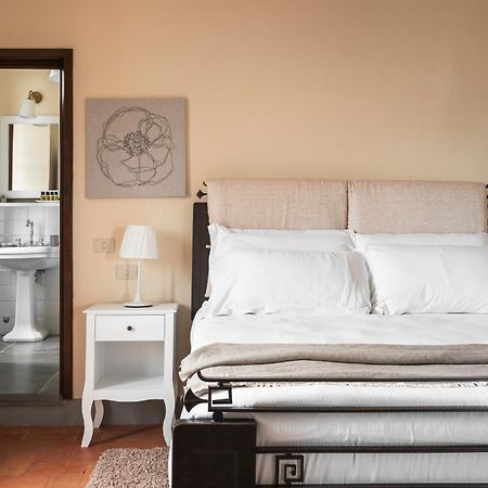 Villa Erbaia Relais De Charme บาร์เบริโน ดิ มูเจลโล ภายนอก รูปภาพ